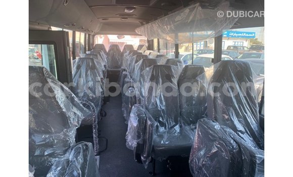 Gura Imported Hyundai Accent White Imodoka i Import - Dubai mu Uganda Gura Imported Hyundai Accent White Imodoka i Import - Dubai mu Uganda