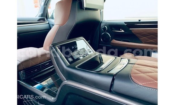 Acheter Import Voiture Lexus LX Noir à Import - Dubai, Ouganda Acheter Import Voiture Lexus LX Noir à Import - Dubai, Ouganda