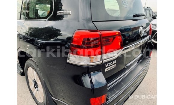 Gura Imported Toyota Land Cruiser Black Imodoka i Import - Dubai mu Uganda Gura Imported Toyota Land Cruiser Black Imodoka i Import - Dubai mu Uganda
