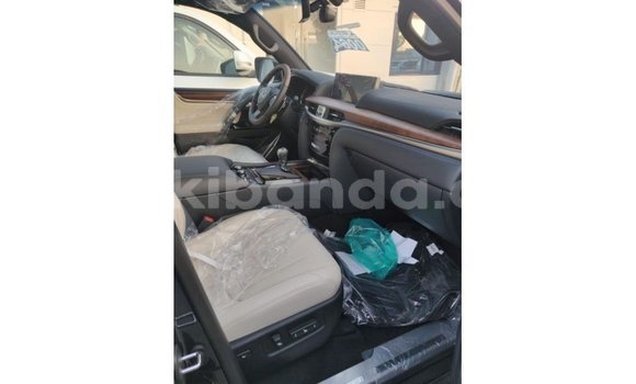 Acheter Import Voiture Lexus LX Bleu à Import - Dubai, Ouganda Acheter Import Voiture Lexus LX Bleu à Import - Dubai, Ouganda