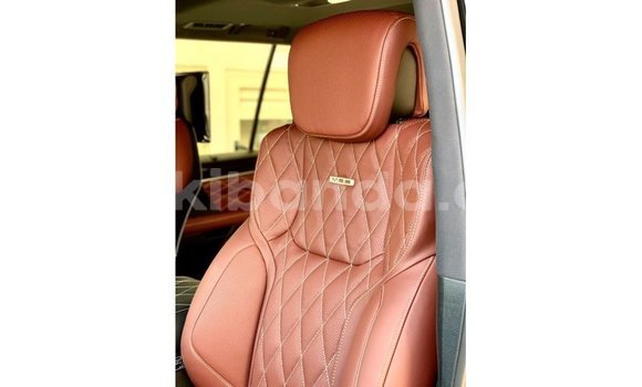 Acheter Import Voiture Lexus LX Noir à Import - Dubai, Ouganda Acheter Import Voiture Lexus LX Noir à Import - Dubai, Ouganda