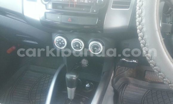 Gura Yakoze Mitsubishi Outlander Black Imodoka i Kampala mu Uganda Gura Yakoze Mitsubishi Outlander Black Imodoka i Kampala mu Uganda