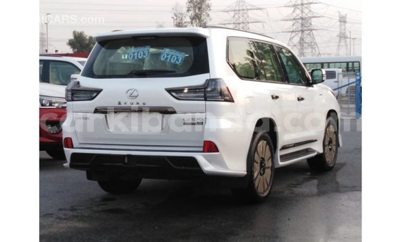 Gura Imported Lexus LX White Imodoka i Import - Dubai mu Uganda Gura Imported Lexus LX White Imodoka i Import - Dubai mu Uganda