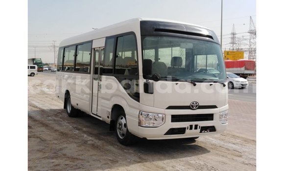 Gura Imported Toyota Coaster White Imodoka i Import - Dubai mu Uganda Gura Imported Toyota Coaster White Imodoka i Import - Dubai mu Uganda