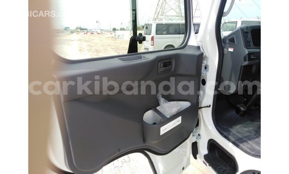 Gura Imported Toyota Coaster White Imodoka i Import - Dubai mu Uganda Gura Imported Toyota Coaster White Imodoka i Import - Dubai mu Uganda