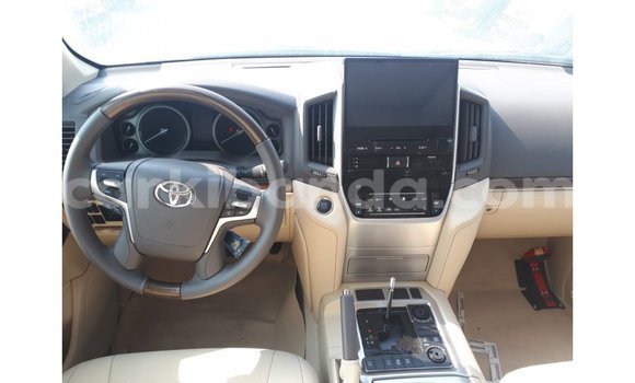 Gura Imported Toyota Land Cruiser Other Imodoka i Import - Dubai mu Uganda Gura Imported Toyota Land Cruiser Other Imodoka i Import - Dubai mu Uganda