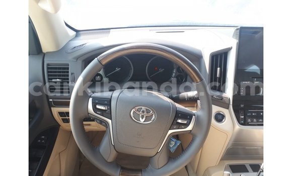 Gura Imported Toyota Land Cruiser Other Imodoka i Import - Dubai mu Uganda Gura Imported Toyota Land Cruiser Other Imodoka i Import - Dubai mu Uganda