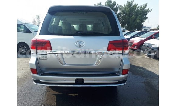 Gura Imported Toyota Land Cruiser Other Imodoka i Import - Dubai mu Uganda Gura Imported Toyota Land Cruiser Other Imodoka i Import - Dubai mu Uganda