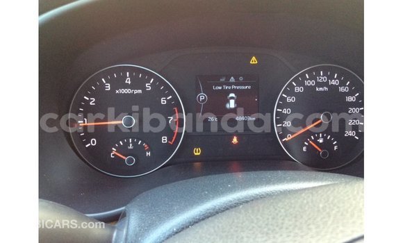 Acheter Import Voiture Kia Sportage Bleu à Import - Dubai, Ouganda Acheter Import Voiture Kia Sportage Bleu à Import - Dubai, Ouganda