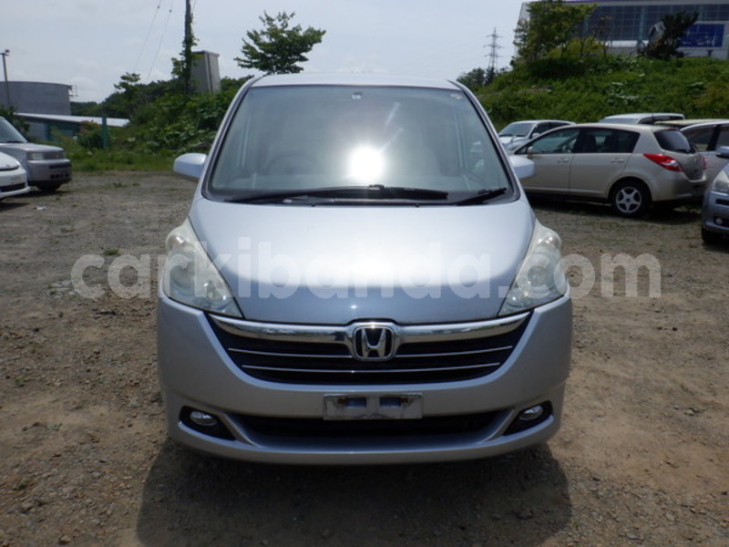 Big with watermark honda stepwgn uganda kampala 8869