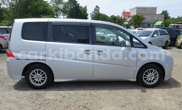 Buy Used Honda Stepwgn Silver Car in Kampala in Uganda Buy Used Honda Stepwgn Silver Car in Kampala in Uganda