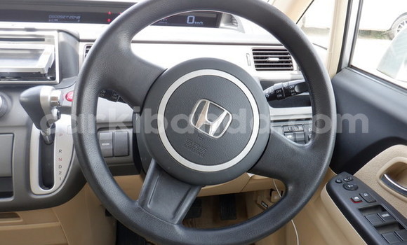 Buy Used Honda Stepwgn Silver Car in Kampala in Uganda Buy Used Honda Stepwgn Silver Car in Kampala in Uganda