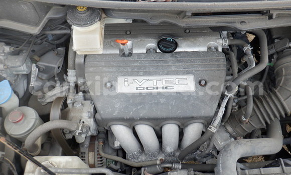 Buy Used Honda Stepwgn Silver Car in Kampala in Uganda Buy Used Honda Stepwgn Silver Car in Kampala in Uganda