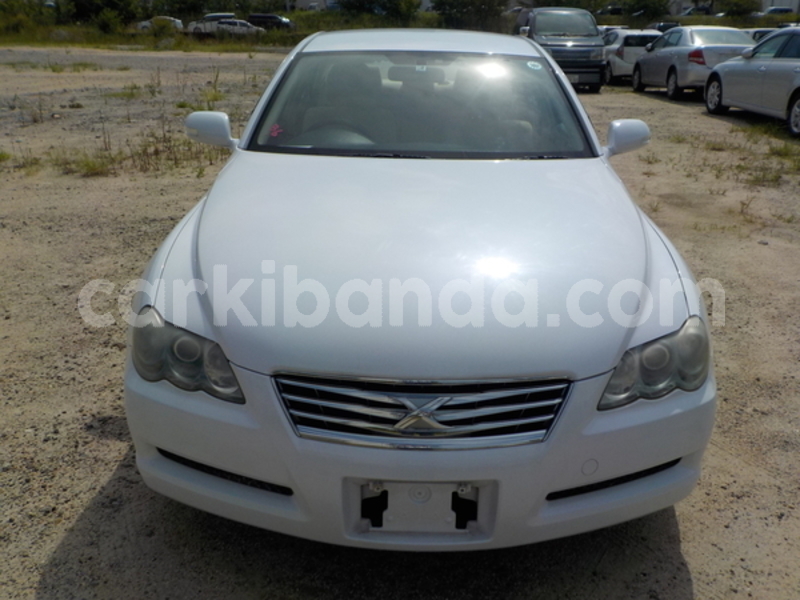 Big with watermark toyota mark x uganda kampala 8870