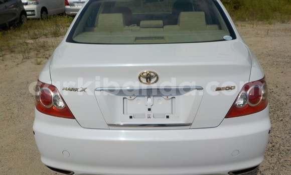 Buy Used Toyota Mark X White Car in Kampala in Uganda Buy Used Toyota Mark X White Car in Kampala in Uganda