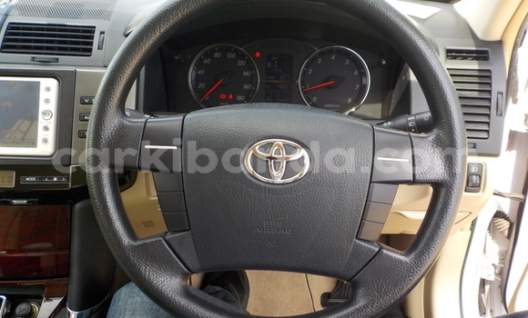 Buy Used Toyota Mark X White Car in Kampala in Uganda Buy Used Toyota Mark X White Car in Kampala in Uganda