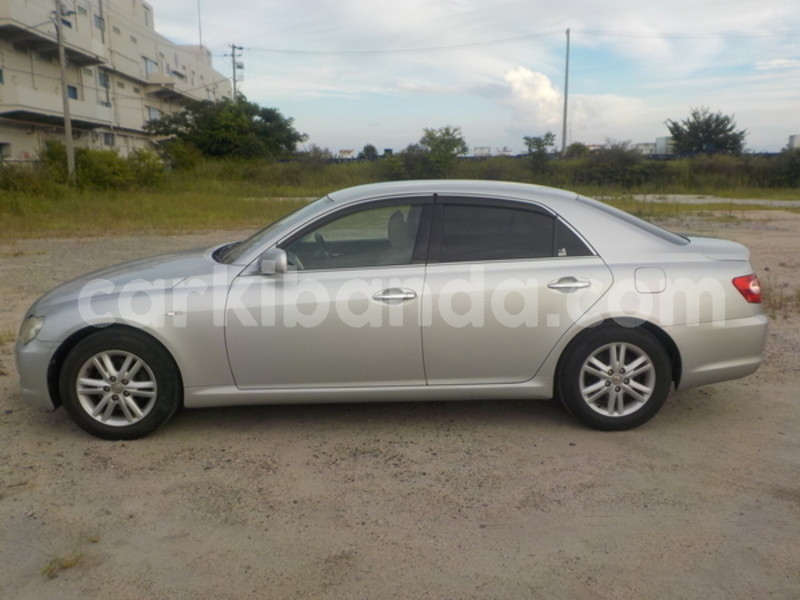 Big with watermark toyota mark x uganda kampala 8871