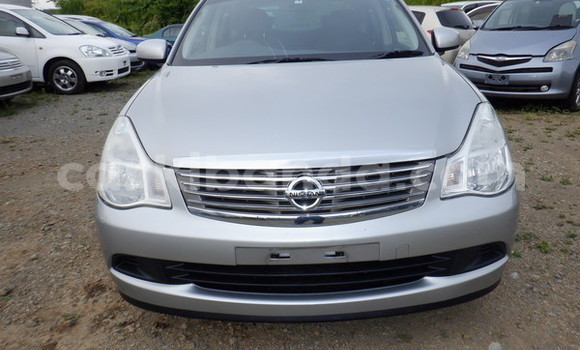Buy Used Nissan Bluebird Silver Car in Kampala in Uganda Buy Used Nissan Bluebird Silver Car in Kampala in Uganda