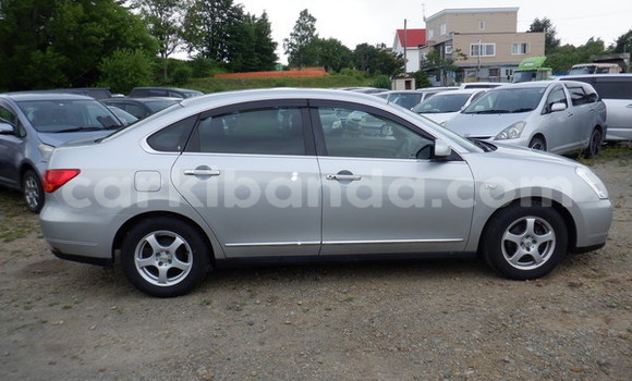 Buy Used Nissan Bluebird Silver Car in Kampala in Uganda Buy Used Nissan Bluebird Silver Car in Kampala in Uganda