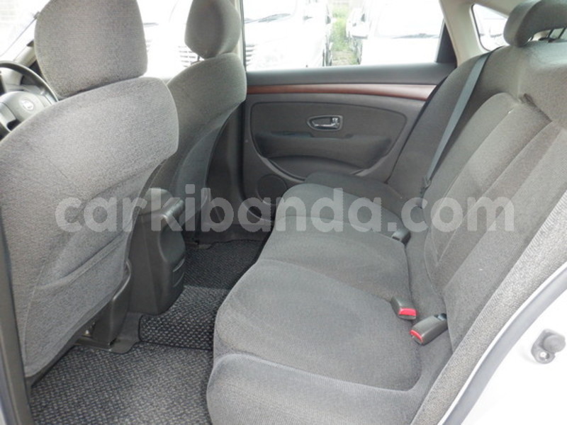 Big with watermark nissan bluebird uganda kampala 8873