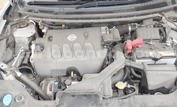 Buy Used Nissan Bluebird Silver Car in Kampala in Uganda Buy Used Nissan Bluebird Silver Car in Kampala in Uganda