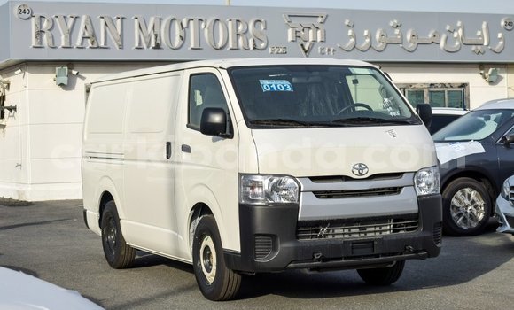 Gura Imported Toyota Hiace White Imodoka i Import - Dubai mu Uganda Gura Imported Toyota Hiace White Imodoka i Import - Dubai mu Uganda