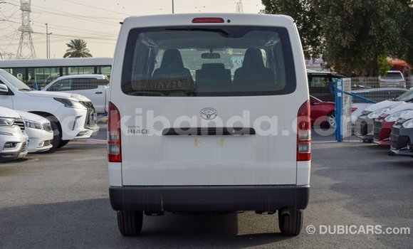 Gura Imported Toyota Hiace White Imodoka i Import - Dubai mu Uganda Gura Imported Toyota Hiace White Imodoka i Import - Dubai mu Uganda