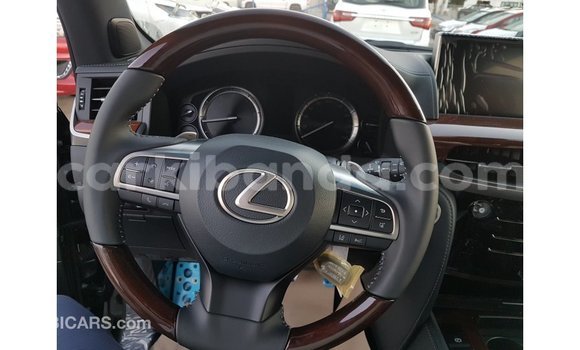 Gura Imported Lexus LX Black Imodoka i Import - Dubai mu Uganda Gura Imported Lexus LX Black Imodoka i Import - Dubai mu Uganda