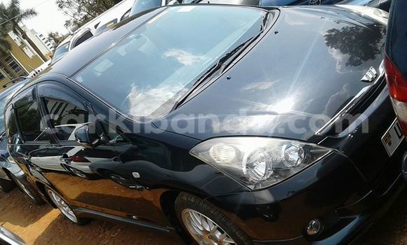 Gura Yakoze Toyota Wish Black Imodoka i Kampala mu Uganda Gura Yakoze Toyota Wish Black Imodoka i Kampala mu Uganda