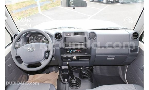 Buy Import Toyota Land Cruiser White Car in Import - Dubai in Uganda Buy Import Toyota Land Cruiser White Car in Import - Dubai in Uganda