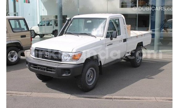 Buy Import Toyota Land Cruiser White Car in Import - Dubai in Uganda Buy Import Toyota Land Cruiser White Car in Import - Dubai in Uganda