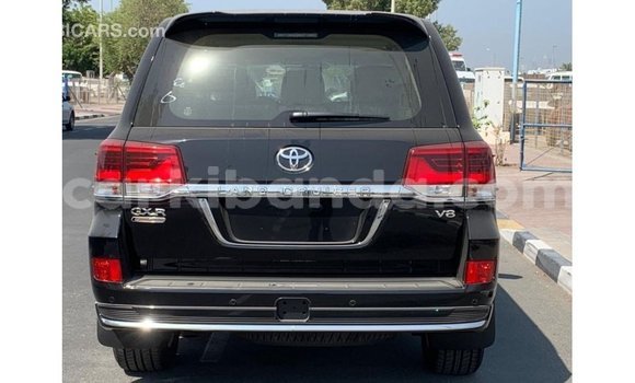 Gura Imported Toyota Land Cruiser Black Imodoka i Import - Dubai mu Uganda Gura Imported Toyota Land Cruiser Black Imodoka i Import - Dubai mu Uganda