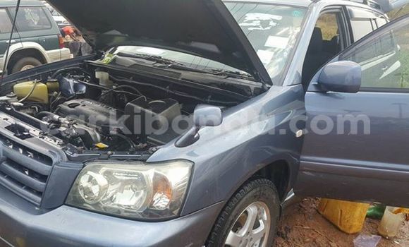 Gura Yakoze Toyota Kruger Other Imodoka i Kampala mu Uganda Gura Yakoze Toyota Kruger Other Imodoka i Kampala mu Uganda