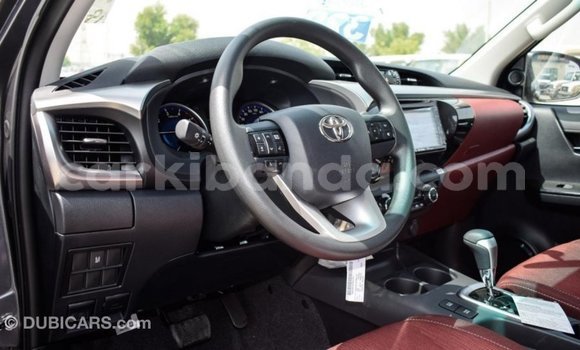 Acheter Import Voiture Toyota Hilux Autre à Import - Dubai, Ouganda Acheter Import Voiture Toyota Hilux Autre à Import - Dubai, Ouganda