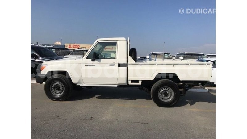 Big with watermark toyota land cruiser uganda import dubai 8933