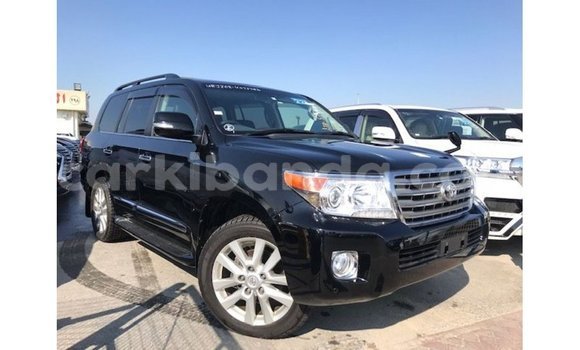 Gura Imported Toyota Land Cruiser Black Imodoka i Import - Dubai mu Uganda Gura Imported Toyota Land Cruiser Black Imodoka i Import - Dubai mu Uganda