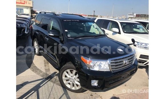 Gura Imported Toyota Land Cruiser Black Imodoka i Import - Dubai mu Uganda Gura Imported Toyota Land Cruiser Black Imodoka i Import - Dubai mu Uganda