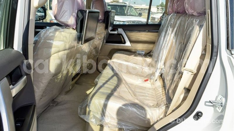 Big with watermark toyota land cruiser uganda import dubai 8949