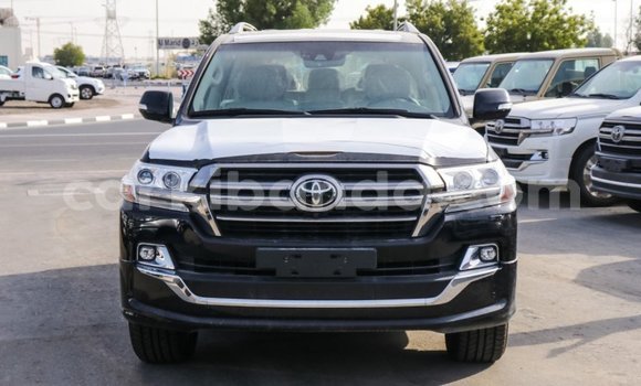 Buy Import Toyota Land Cruiser Black Car in Import - Dubai in Uganda Buy Import Toyota Land Cruiser Black Car in Import - Dubai in Uganda
