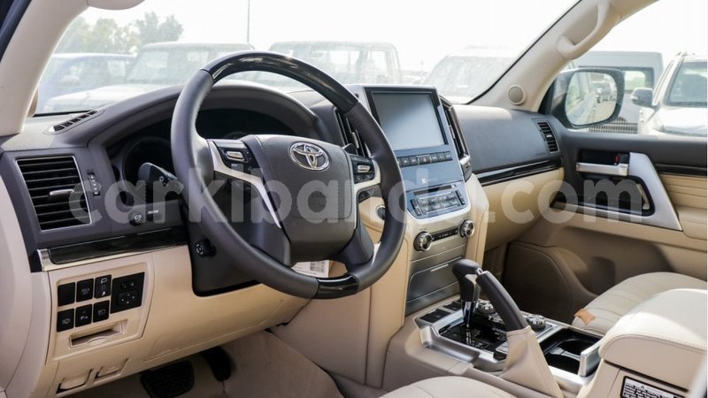 Big with watermark toyota land cruiser uganda import dubai 8950