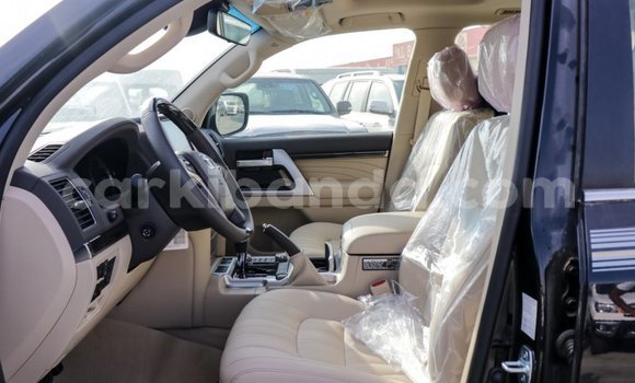 Buy Import Toyota Land Cruiser Black Car in Import - Dubai in Uganda Buy Import Toyota Land Cruiser Black Car in Import - Dubai in Uganda