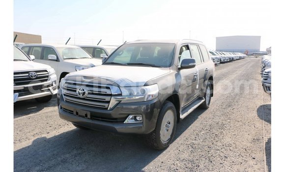 Buy Import Toyota Land Cruiser Black Car in Import - Dubai in Uganda Buy Import Toyota Land Cruiser Black Car in Import - Dubai in Uganda