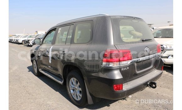 Buy Import Toyota Land Cruiser Black Car in Import - Dubai in Uganda Buy Import Toyota Land Cruiser Black Car in Import - Dubai in Uganda