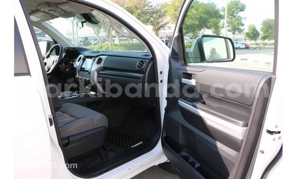 Buy Import Toyota Tundra White Car in Import - Dubai in Uganda Buy Import Toyota Tundra White Car in Import - Dubai in Uganda