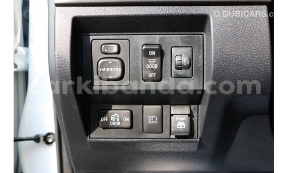 Buy Import Toyota Tundra White Car in Import - Dubai in Uganda Buy Import Toyota Tundra White Car in Import - Dubai in Uganda