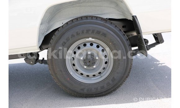 Buy Import Toyota Land Cruiser White Car in Import - Dubai in Uganda Buy Import Toyota Land Cruiser White Car in Import - Dubai in Uganda