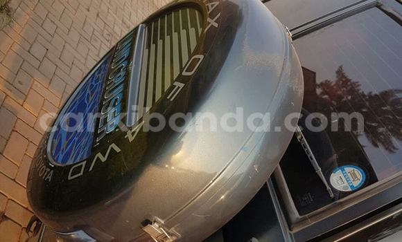 Gura Yakoze Toyota Prado Imodoka i Kampala mu Uganda Gura Yakoze Toyota Prado Imodoka i Kampala mu Uganda