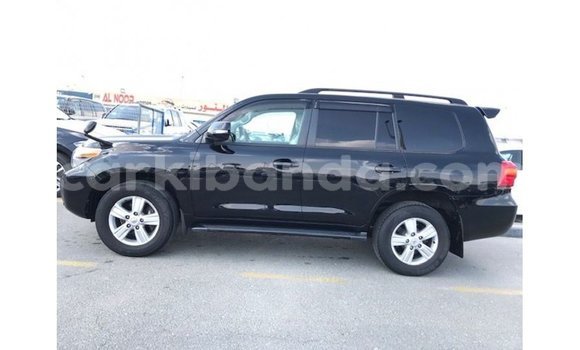 Gura Imported Toyota Land Cruiser Black Imodoka i Import - Dubai mu Uganda Gura Imported Toyota Land Cruiser Black Imodoka i Import - Dubai mu Uganda