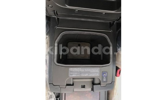 Gura Imported Toyota Land Cruiser Black Imodoka i Import - Dubai mu Uganda Gura Imported Toyota Land Cruiser Black Imodoka i Import - Dubai mu Uganda