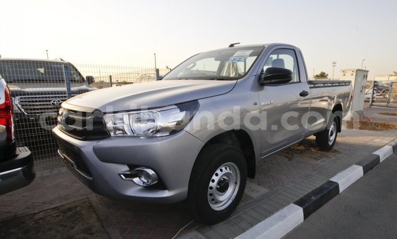 Nunua Imported Toyota Hilux Nyingine Gari ndani ya Import - Dubai nchini Uganda Nunua Imported Toyota Hilux Nyingine Gari ndani ya Import - Dubai nchini Uganda